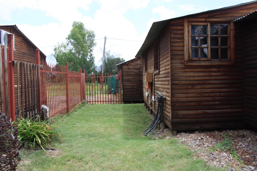 5 Bedroom Property for Sale in Bloemhof North West